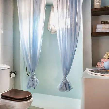 Palazzino Di Nionio Karavádhos